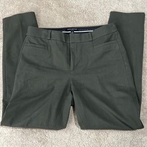 BR most loved Sloan pants!